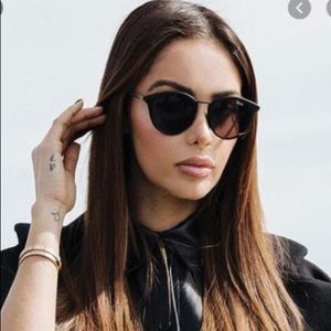 Quay Run Around sunnies